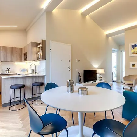 Aleardi Roof By Mamo Apartment